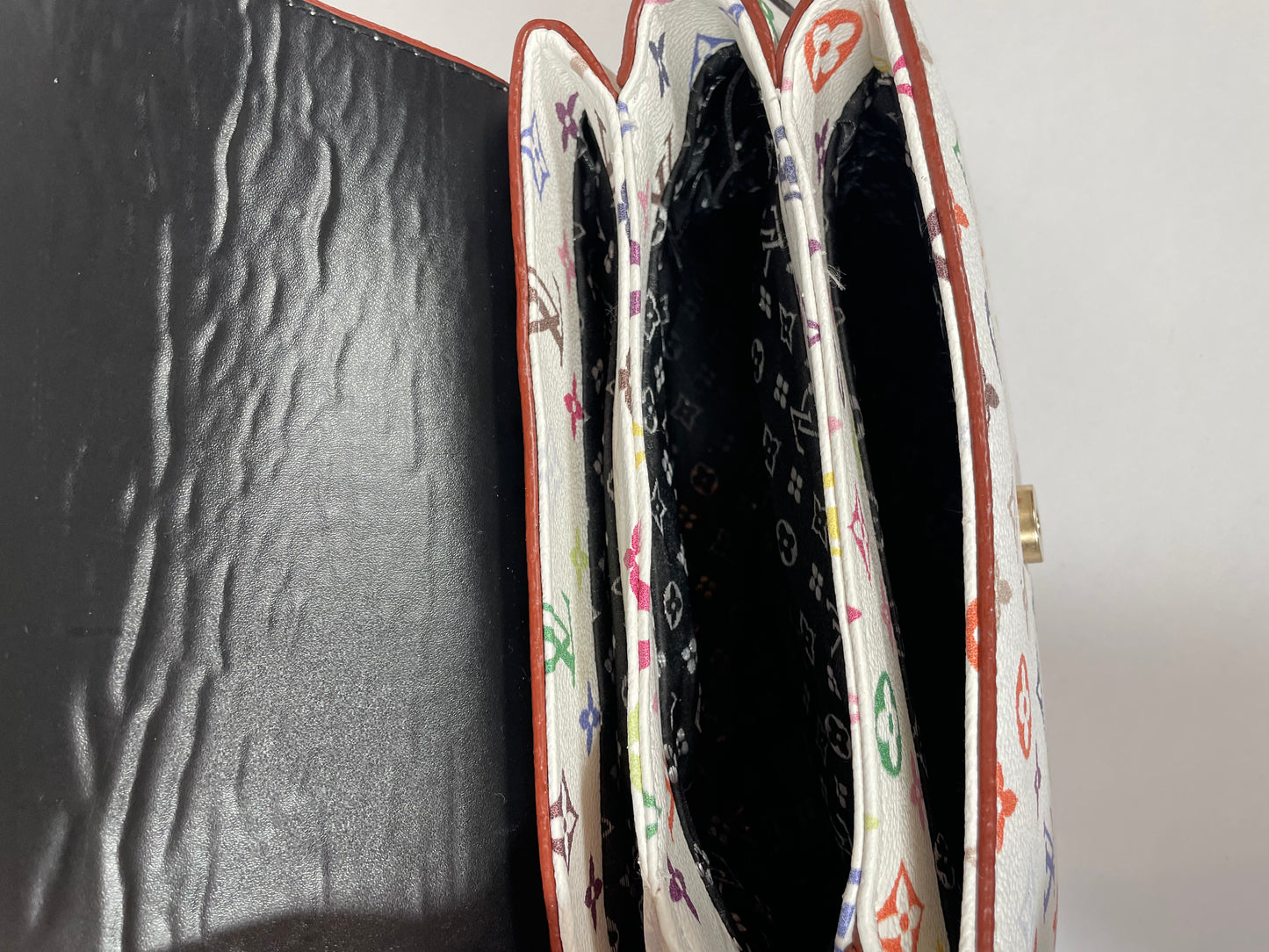 LY Handtasche